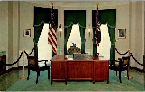 Herbert hoover library desk - herbert,