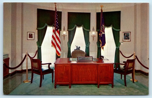 Postcard herbert hoover - postcard,